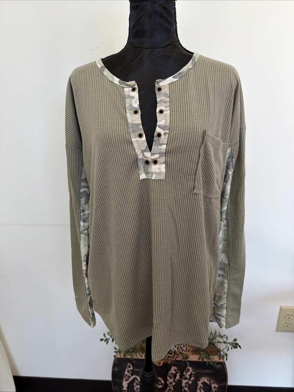 Hem & Thread Olive Ribbed Long-Sleeve Henley with Camo Trim